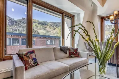 Image de Chateau Chaumont 15: 2 Br \/ 2 Ba copropriét�� �� Aspen, pour 4 personnes