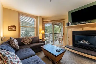 Image de River Run Condo, vues panoramiques, à quelques pas de la télécabine, Wifi gratuit