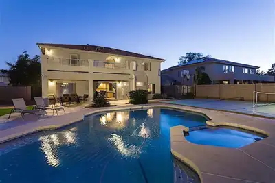 Image de SPÉCIAL Hiver Litchfield Manor Spectacular 5 Br \/ Accueil \/ Pvt Pool \/ Phx