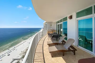 Image de Turquoise C2106-Front de mer avec grande terrasse et bain à remous, Saltwater Lazy River!