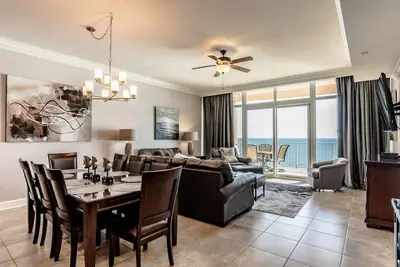 Image de Grand 3br Phoenix Gulf Shores Condo avec des vues incroyables! ! Promotions d'automne!