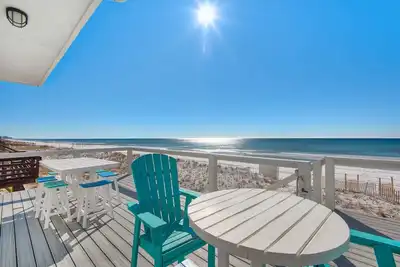 Image de Front de mer 5br Pointe de la vue w / BeachSvc☀Open 12 au 14 mai! Walk2Camilles