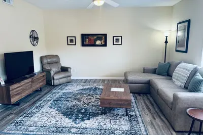 Image de Condominium à deux chambres avec de superbes équipements! -1512
