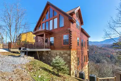 Image de Bear's Eye View, 4 chambres, 14 personnes, cinéma maison, jeux, bain à remous