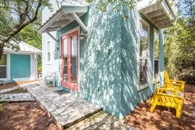 Image de Dans Seagrove \"Sugaree\" est un Cottage Guest 1brm étapes de la plage!