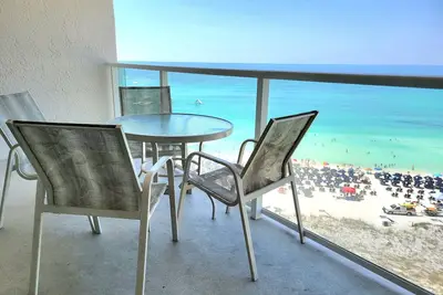 Image de Cosy, amélioré condo en bord de mer propre à des tarifs abordables ~ golf + pêche gratuit