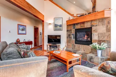 Image de 7ème nuit gratuite! Accès skis aux pieds près du sommet de la route Sawmill, bain à remous privé, Wi-Fi