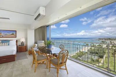 Image de Front de mer, vue panoramique sur l'océan! Nouvellement rénové, A / C, Parking, Washlet!