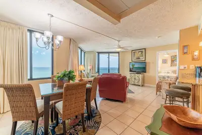 Image de Avoir raison sur la plage! Incroyable 1bd / 1ba, 4 personnes. Wifi gratuit! ! Réservation à partir du 7 mai pour le printemps / été à des tarifs exceptionnels! !