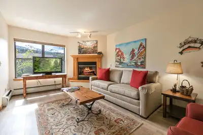 River Mountain Lodge W315 Accès skis aux pieds: // Condo Downtown Breckenridge Vacation