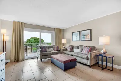 Image de IslandThe Islander 214-2br-Hol. Isle☀Walk2Jetties-Pools & HotTubs-Open du 18 au 20 mai 583 $