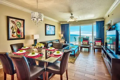 Image de UNITÉ 2208. Ouvert 6 / 1-8! 8 personnes! Condo De Luxe! Vues Incroyables!