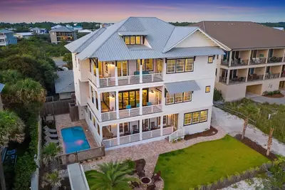 Image de Gigantesque Maison de Vacances Devant le Golfe sur 30a Avec Piscine Privée et vue Imprenable sur le Golfe!