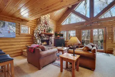 3br Mountain Cabin - Skier et Golfeur Paradise, privée, pour 10 personnes