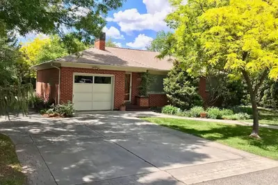 Image de Tour du siècle maison de 3 chambres dans un quartier paisible et accessible de Boise