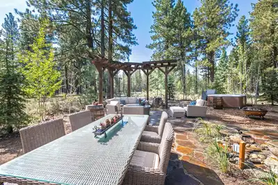 Image de First Light - Superbe 3 Br 2. 5 Bath Luxury Home dans le w Gray / Nouveau Hot Tub