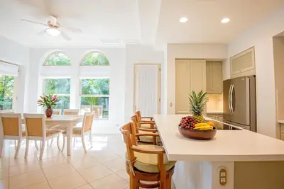 Image de Condo de luxe au rez-de-chaussée près du Beach Club at Los Sueños!