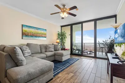 Image de Propriétaire spécial Disponible: Golfe-Front Condo au 5ème étage de Holiday Isle