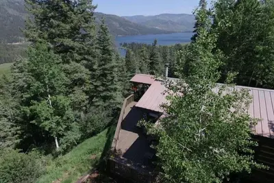Cabine à Vallecito Lake avec vue imprenable sur le lac et la montagne, animaux acceptés
