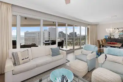 Image de Unité de marées de luxe ultime, vue moderne, propre et spectaculaire!