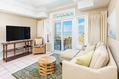 Image de Bay View Villas 203: condo 2 Br / 2 Ba Ă Tybee Island, pour 7 personnes