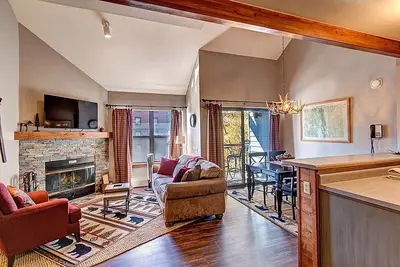 River Mountain Lodge W309 Ski-in Downtown Condo Breckenridge vacances