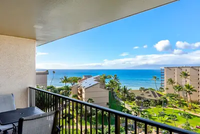 Image de Maui Westside Properties vue sur l'océan depuis une chambre privée au 9ème étage