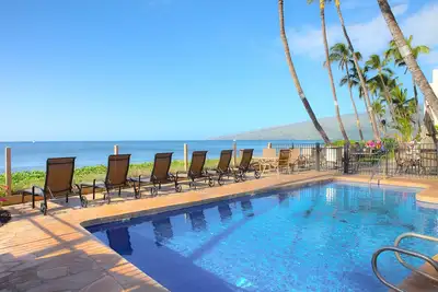 Image de Kihei Sands Beachfront Condo B15 sur la magnifique plage de sucre de Maui!