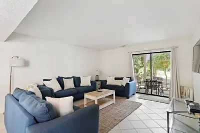 Image de Courtside 1 - Forest Beach Ground Floor Condo spacieux