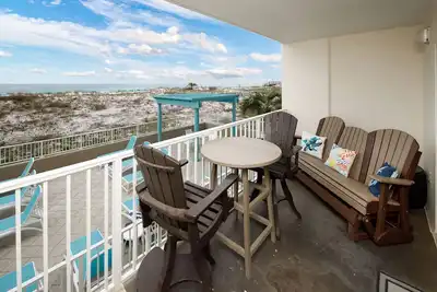 Image de \"Gulf Dunes Unit 106\" Superbe 2e étage, Direct Gulf Front! 6 personnes!