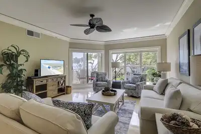 Image de Fin Unité Troisième étage Oceanfront Villa