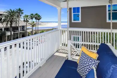 Image de Le paradis de Kevin ~ 268, rue Garfield par Royal Destinations ~ Vue sur le golfe