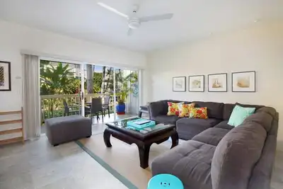 Poipu, récemment rénové, beau style Kauai \"A / C Master & Guest Bedroom\" * Regency 512 *