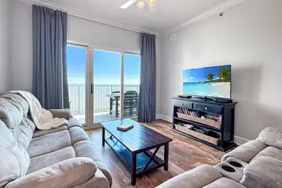 Image de Seawind 1008 - Super condo en bord de mer et très bien situé! 2bd, plus la chambre avec lits superposés pour enfants.