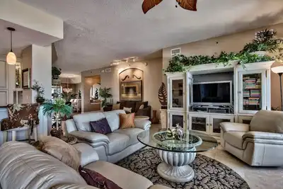 Image de Gulf View Luxury Beach Condo @Empress Resort! Piscine, spa + avantages Vip Gratuits!