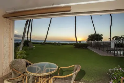 Image de Superbe Beach Condo 2 Bdrm - Ă partir de 264 $. 00 / nuit - Plage de Kihei # 102