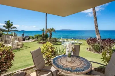 Image de Étapes de la plage - Vues sur l'océan - À partir de 295 $ \/ nt - Kamaole Nalu # 106