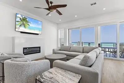Image de Golfe avant maison avec plage privée, \"sans trace\" construite sur le sable!