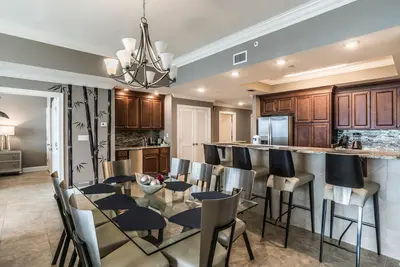 Image de Phoenix Gulf Shores, le plus récent complexe sur la plage!