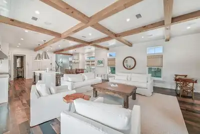 Image de Belle maison neuve à Grayton! Des vues incroyables sur le Golfe! Piscine privée!