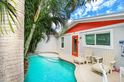 Image de Coconut Cottage #2 - Trois Chambres Maison, Couchages 8