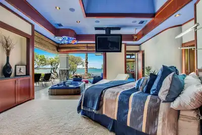 Image de Oceanfront, maison de 4 chambres avec piscine privée, pour 8 personnes