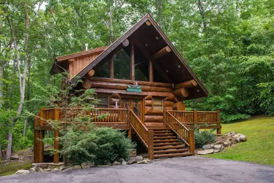 cabane en bois de charme avec jacuzzi privé & prime endroit isolé