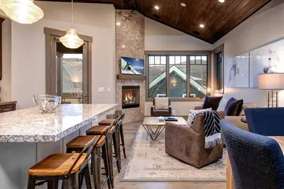 Image de Maison de Luxe Vieille Ville \"La Tania\" Dans un Emplacement Parfait