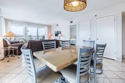 Image de OAvoine de mer 712-3br☀BeachFront Pool! - Près du Boardwalk-Open du 22 au 24 mai 673 $!