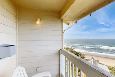 Image de À l'étage supérieur oceanview parfait studio pour les couples - chiens!