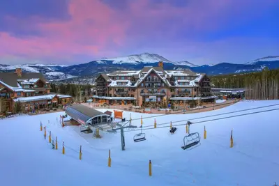Premium Ski In Ski Out Condo