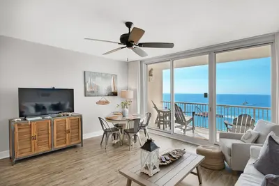 Image de AjMajestic Beach 1-1006☼ 1br + Bnks -Gulf Front-5 Pools! Ouvert du 17 au 20 juin 987 $!