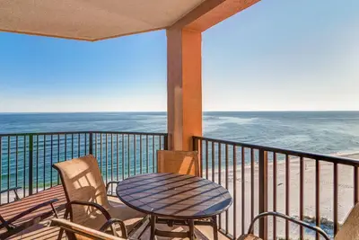 Image de Front de mer Broadmoor 804 Condo! Réservez vos prochaines vacances aujourd'hui!