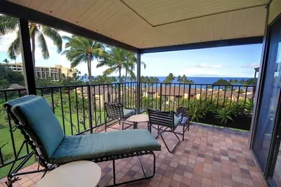 Image de Deuxième étage 2 Bdrm avec vues panoramiques - À partir de 409 $ / nt. - Wailea Elua # 2010